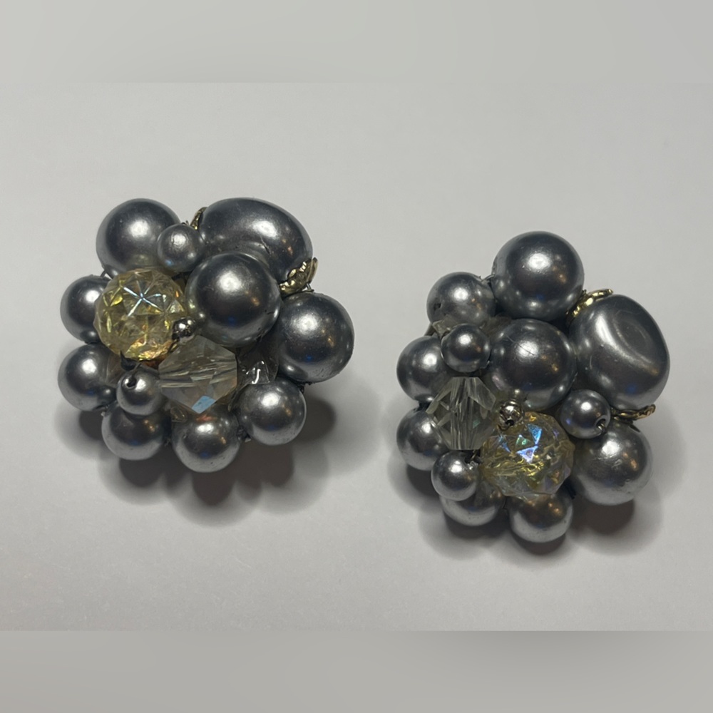 Vintage clip earrings marked Japan lot of 3 pairs blue beaded gold silver gift - Picture 11 of 15